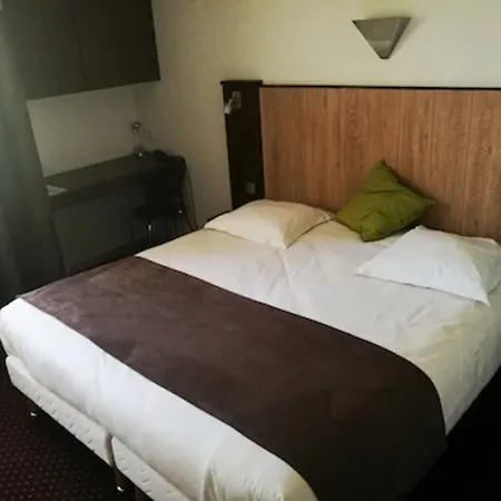 أدونيس آرك إيكس 3*